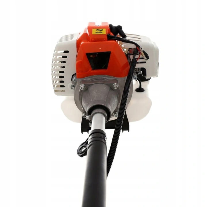 3046
