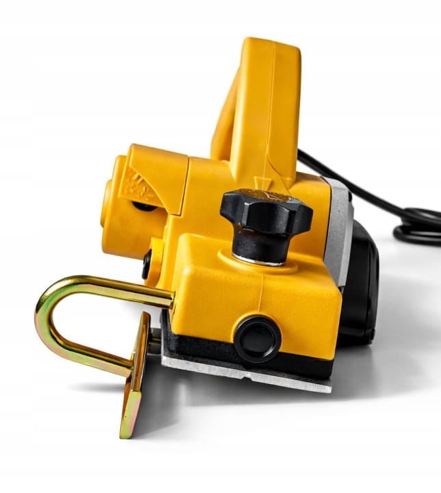 STRUG-ELEKTRYCZNY-DO-DREWNA-HEBLARKA-1800W-HEBEL-STOLARSKI-0-3MM-Szerokosc-strugania-82-mm.jpg